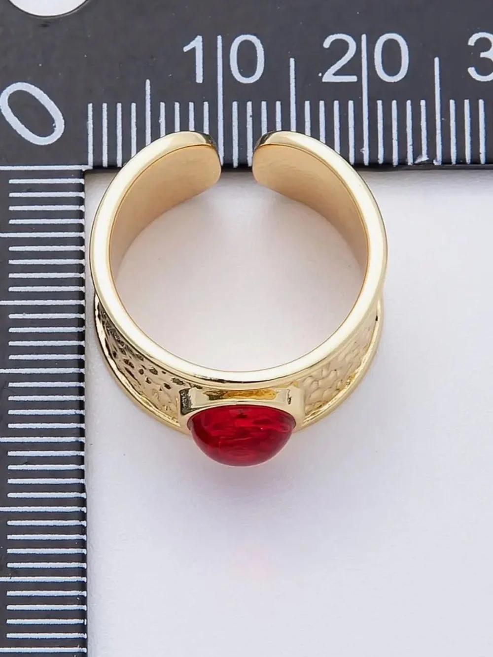 16K Gold Filled Red, Green Cabochon Gemstone Hammered Wide Band Ring - Picture 2 of 7